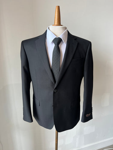V Suit - Black