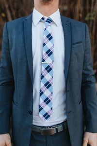 Page missionary tie