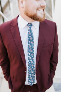 Summit missionary tie