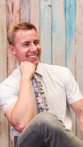 April missionary tie